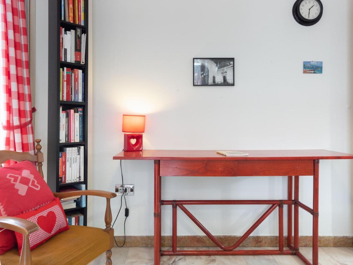 Flaminia Bright & Roomy Apartment Πέζαρο Εξωτερικό φωτογραφία